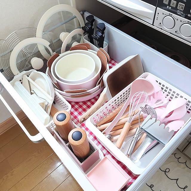 サッと出し入れして綺麗をキープ！誰でも片付け上手になれるざっくり収納