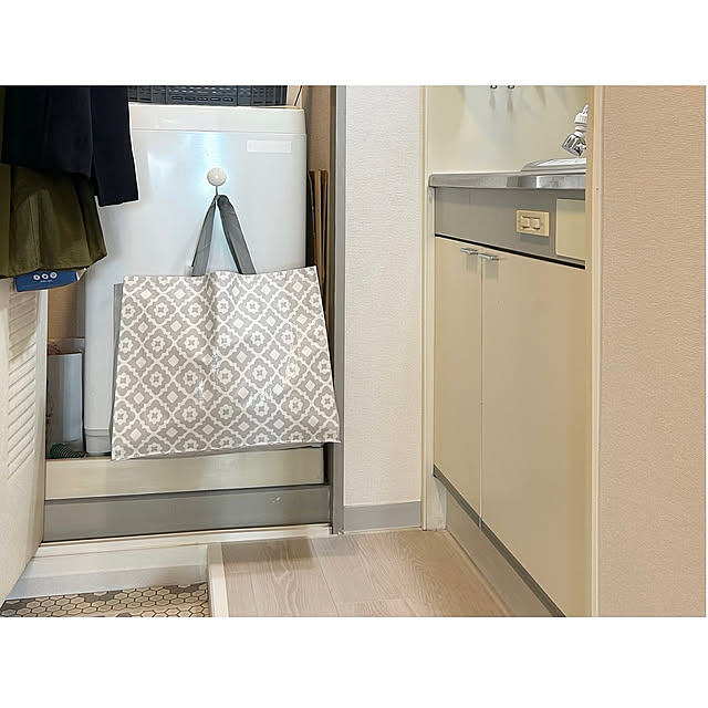 プチプラなのに使い勝手バツグン！家じゅうの収納に大活躍する100均PPバッグ