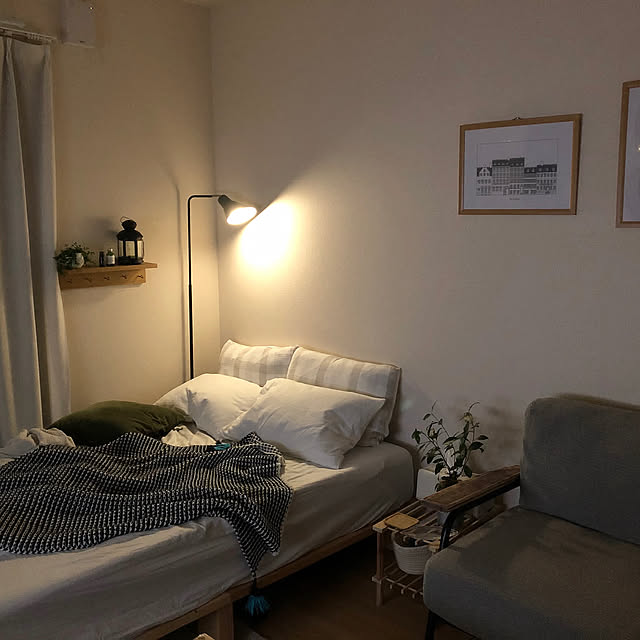 照明として使えるだけでなく、お部屋の雰囲気をぐっとアップしてくれる。フロアライトのおすすめ6選