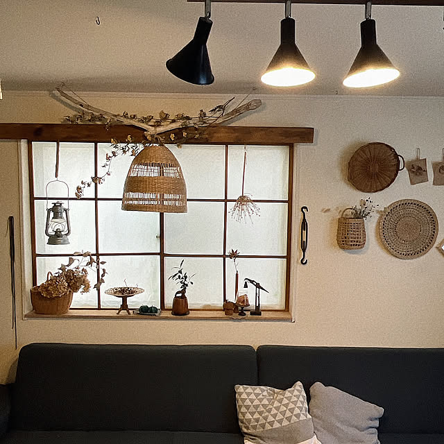 お部屋のイメージをランクアップさせる♡窓周りのDIY実例集