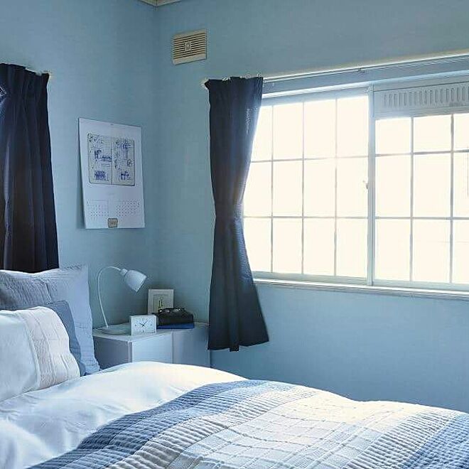 ベッド周り/ベッドルーム/青色/寝室/青い壁...などのインテリア実例 - 2016-06-30 22:57:10