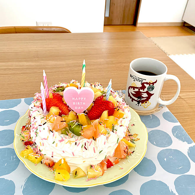 スタバ スターバックス マグ オリンピック 誕生日ケーキ コーヒーのある暮らし などのインテリア実例 22 02 12 05 51 07 Roomclip ルームクリップ