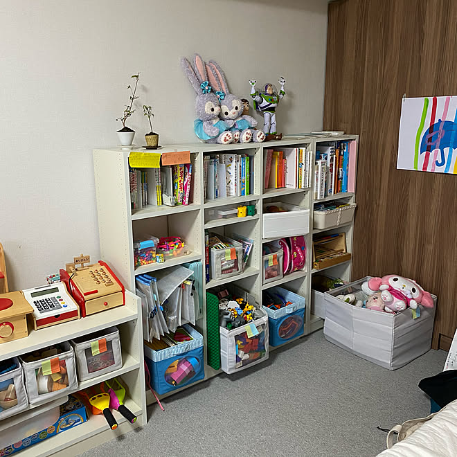 おもちゃ収納 シンプルライフ テプラでラベリング おもちゃ部屋 こども部屋 などのインテリア実例 05 11 08 18 27 Roomclip ルームクリップ