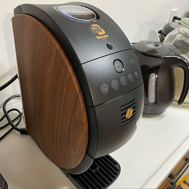 ネスカフェ ゴールドブレンド バリスタ ウッディブラウン ネスレ