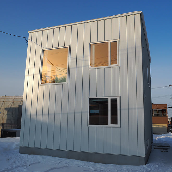 部屋全体/いよいよ完成間近/冬の空が好き/青空と白い外壁/建築記録...などのインテリア実例 - 2017-12-10 20:09:30