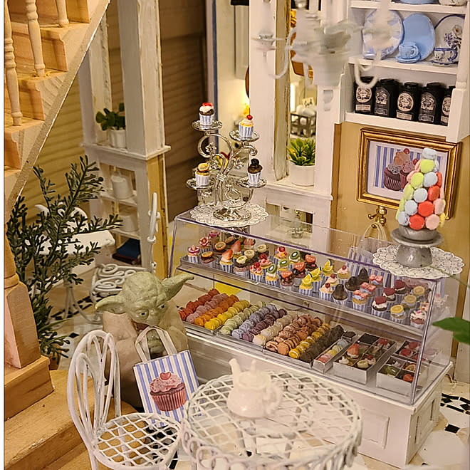 部屋全体/見ていただいてありがとうございます♡/お客様/ショッピングバッグ/カップケーキ屋作成中...などのインテリア実例 - 2023-03-08 00:00:23