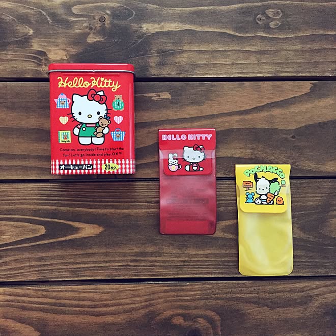 机 ニチバン 絆創膏入れ キティーちゃん サンリオ などのインテリア実例 17 02 04 09 23 Roomclip ルームクリップ 机 ニチバン 絆創膏入れ キティーちゃん サンリオ などのインテリア実例 17 02 04 09 23 Roomclip ルームクリップ