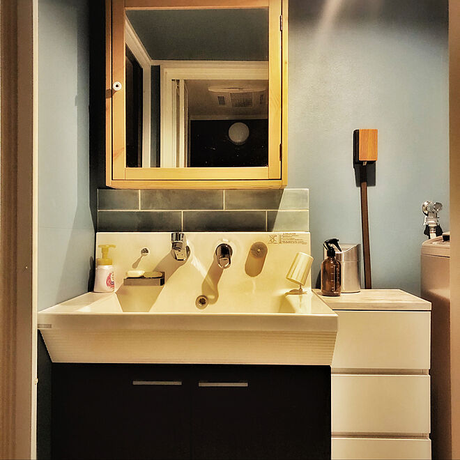 IKEAの鏡/IKEA/リノベーション/ひとりぐらし/ペットと暮らす家...などのインテリア実例 - 2019-12-11 01:04:50