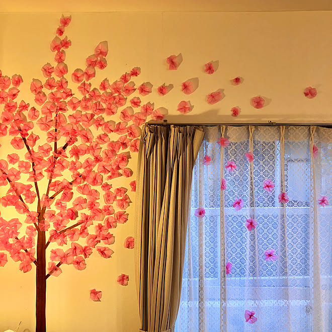 はがせる両面テープ お花紙 ウォールアート 桜の木 さくら などのインテリア実例 04 07 11 02 03 Roomclip ルームクリップ