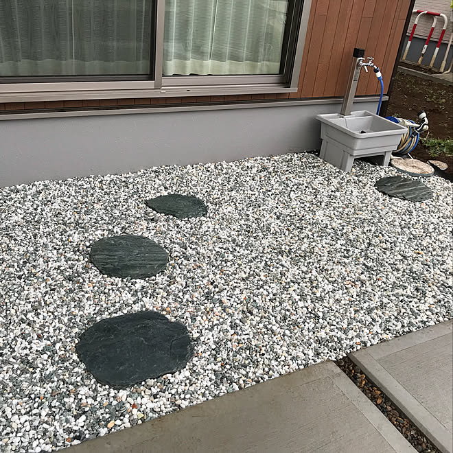 玄関 入り口 和風の庭 砂利の庭 飛び石 Diyのインテリア実例 18 05 24 17 55 58 Roomclip ルームクリップ 玄関 入り口 和風の庭 砂利の庭 飛び石 Diyのインテリア実例 18 05 24 17 55 58 Roomclip ルームクリップ