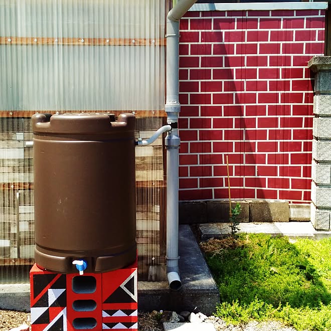 ファッションの 日本製 NEW 水タンク 貯水器 185L コック付き 農業用 消火用 安全興業 法人届けor営業所引取り 選択 
