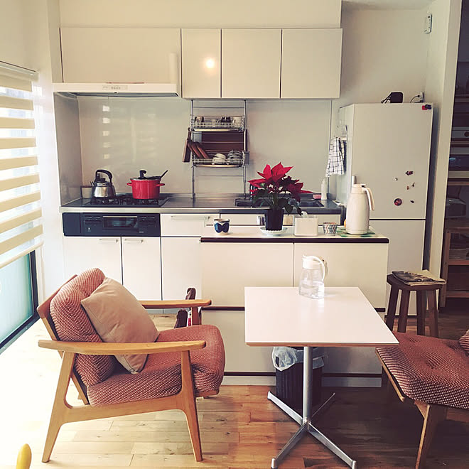 キッチン/d＆d department テーブル/マルニ60ソファ/カフェ風