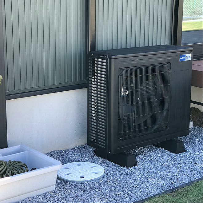 エアコン 霧ヶ峰 室外機