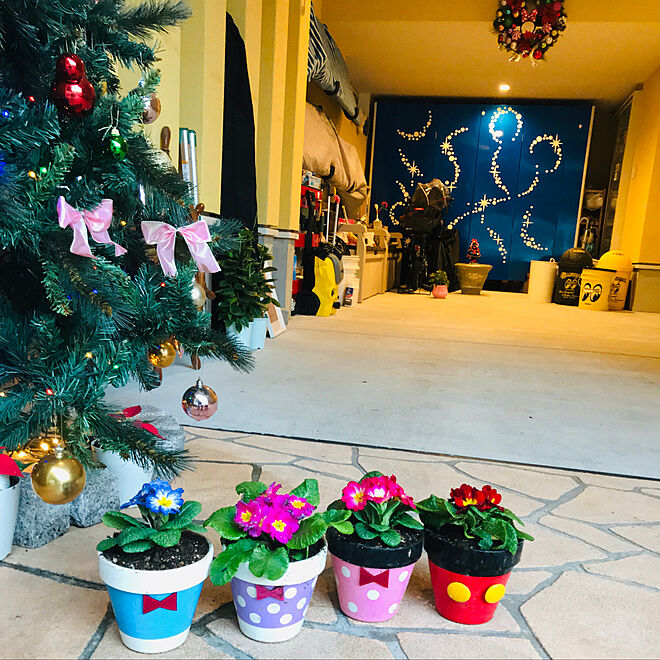 ビルトインガレージ トゥーンタウンの壁 ディズニー大好き ディズニー クリスマス飾り などのインテリア実例 19 12 01 16 53 16 Roomclip ルームクリップ