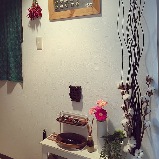 玄関 入り口 色んな意味での厄除け ガーベラ飾りました 花のある暮らし グリーンのある暮らしのインテリア実例 17 03 27 06 58 Roomclip ルームクリップ 玄関 入り口 色んな意味での厄除け ガーベラ飾りました 花のある暮らし グリーンのある暮らしのインテリア実例 17 03 27 06 58 Roomclip ルームクリップ