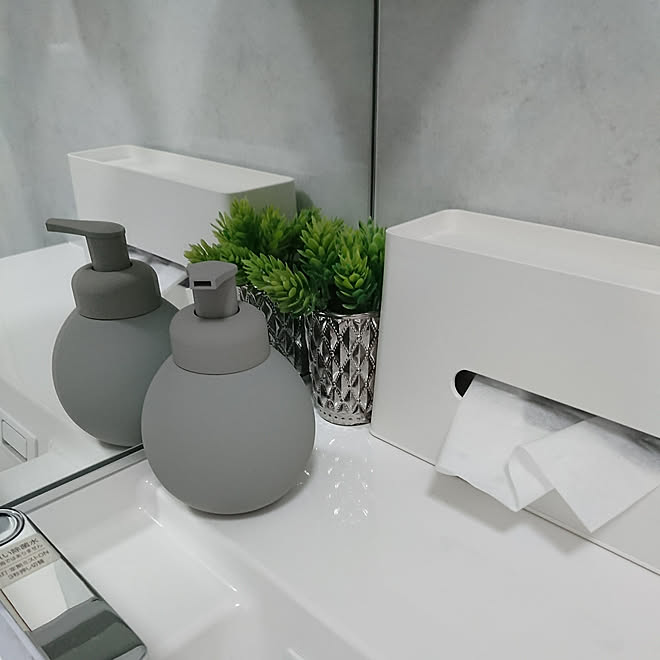 バス トイレ アクタス 泡ハンドソープボトル 泡ハンドソープ入れ 泡ディスペンサー などのインテリア実例 08 19 10 37 36 Roomclip ルームクリップ