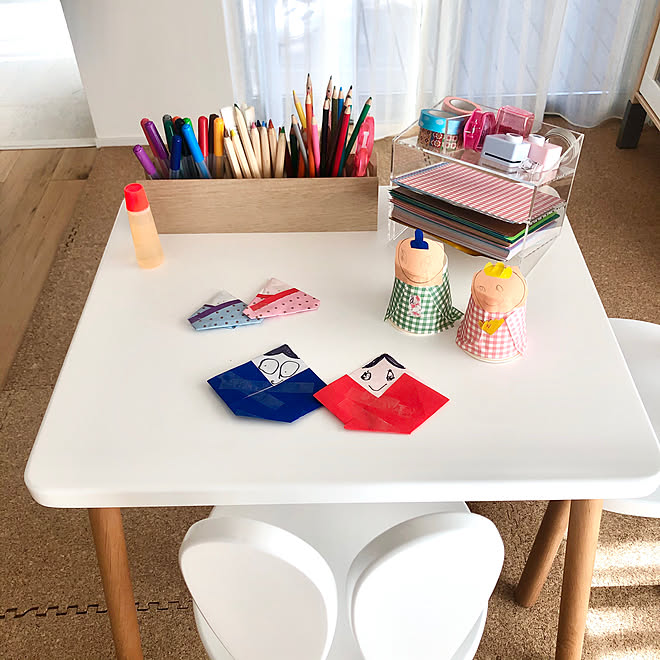 無印良品 アクリルラック マルゲリータ ペン立て ペン立て 色鉛筆収納 折り紙収納 などのインテリア実例 02 27 12 35 04 Roomclip ルームクリップ