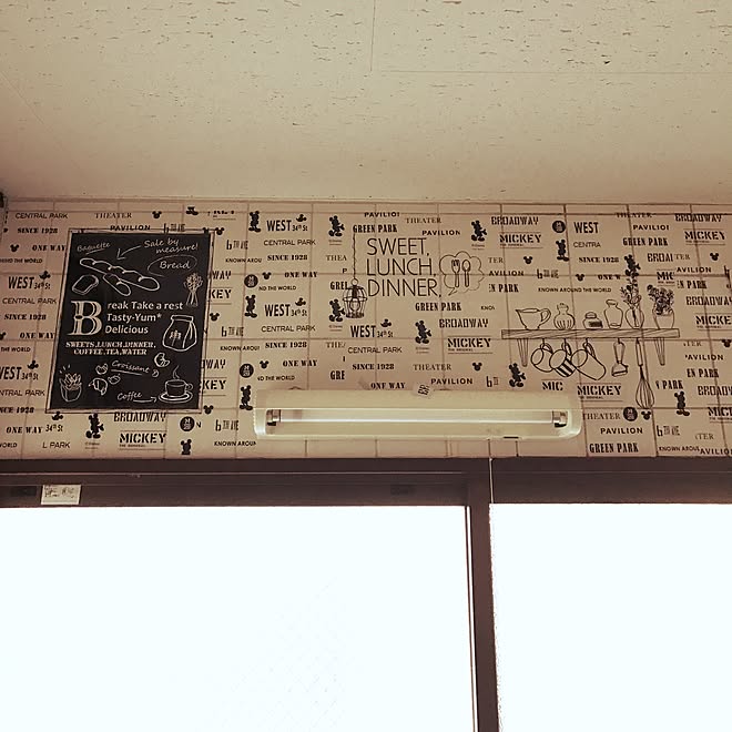 ディズニー リメイクシート キッチン 油汚れ防止シート 賃貸でも諦めない などのインテリア実例 17 02 12 16 59 37 Roomclip ルームクリップ