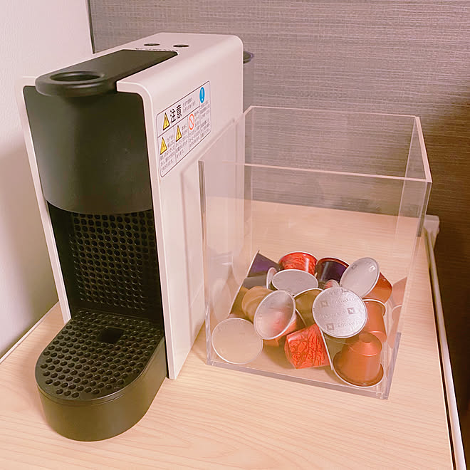 ネスプレッソ カプセル式コーヒーメーカー エッセンサ ミニ インテンス