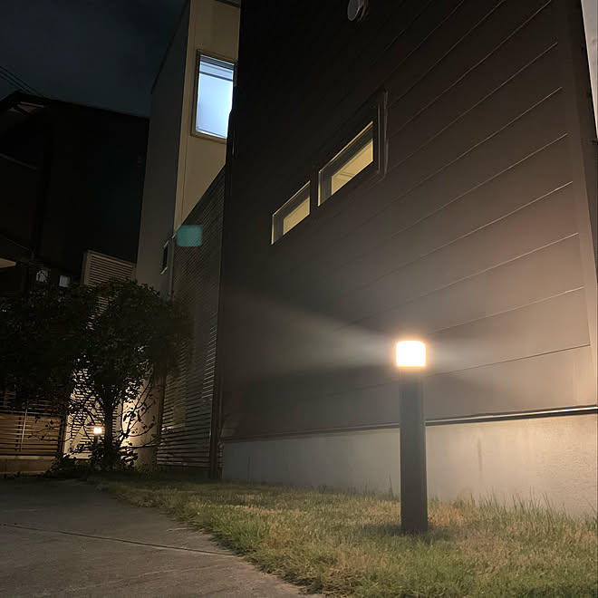 外部照明 ひかりのマルシェ ひかりノベーション タカショー ガーデンライト などのインテリア実例 09 02 58 27 Roomclip ルームクリップ