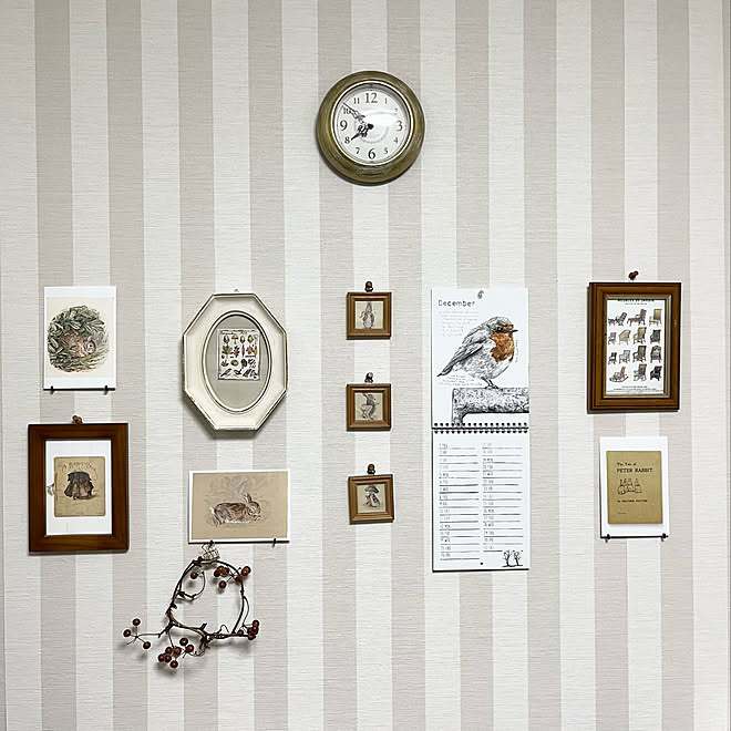 掛け時計 カレンダー フレーム 額を並べる ウォールデコレーション などのインテリア実例 22 12 06 02 40 Roomclip ルームクリップ