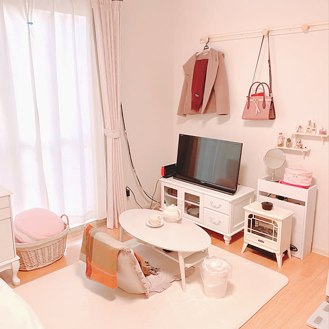 一人暮らし かわいい 白い部屋 女子部屋 ホワイトインテリア などのインテリア実例 22 02 09 11 57 01 Roomclip ルームクリップ