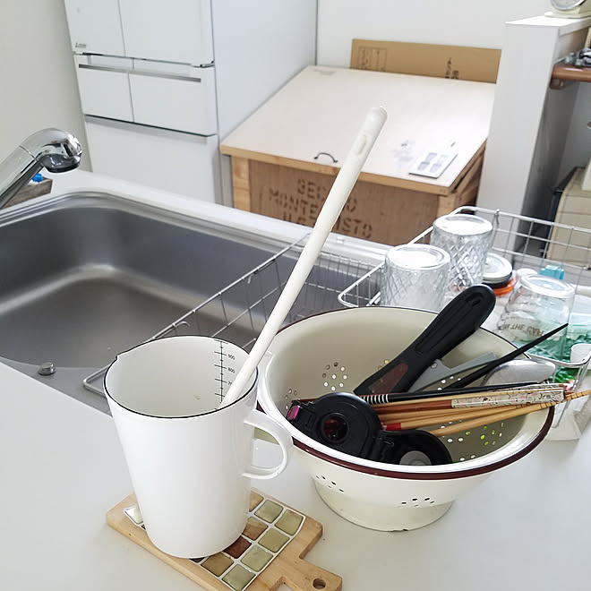 キッチン ホーロー大好き コランダーの使い方 水回りゎいつもキレイを心がけ 食洗機ゎ使いません のインテリア実例 18 09 10 10 01 27 Roomclip ルームクリップ