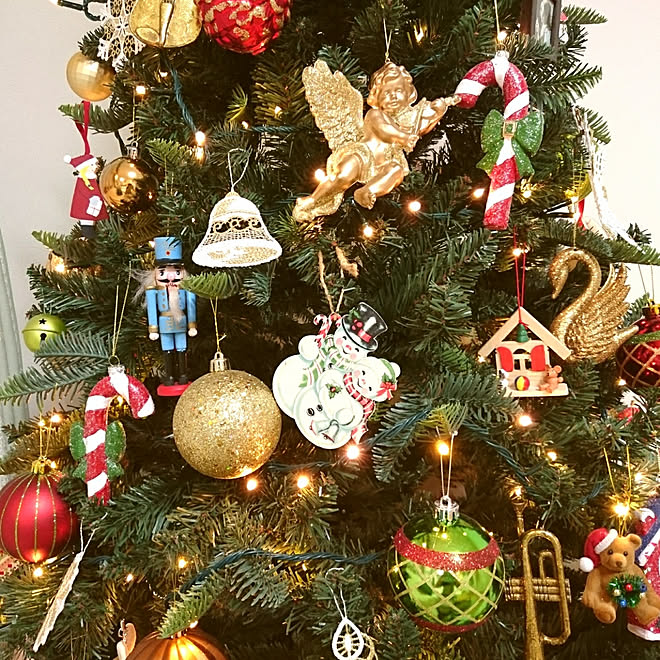 部屋全体 クリスマス ツリーのオーナメント クリスマスツリー 海外インテリアに憧れる などのインテリア実例 18 10 10 36 15 Roomclip ルームクリップ