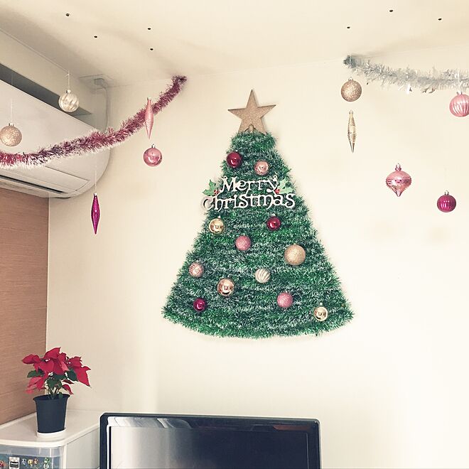 壁 天井 クリスマスパーティー クリスマス飾り クリスマスツリー ダイソー などのインテリア実例 16 12 12 11 04 34 Roomclip ルームクリップ