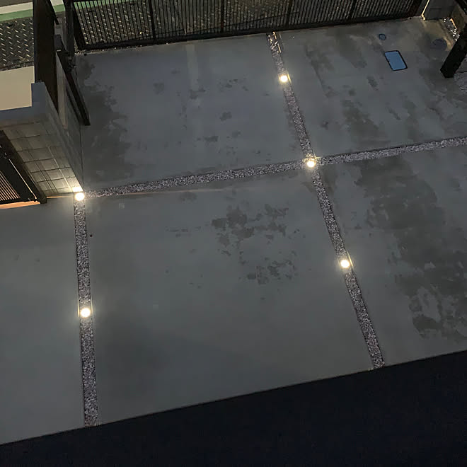 駐車場 ソーラーライト カースペース 玄関 入り口のインテリア実例 04 06 08 24 Roomclip ルームクリップ 駐車場 ソーラーライト カースペース 玄関 入り口のインテリア実例 04 06 08 24 Roomclip ルームクリップ