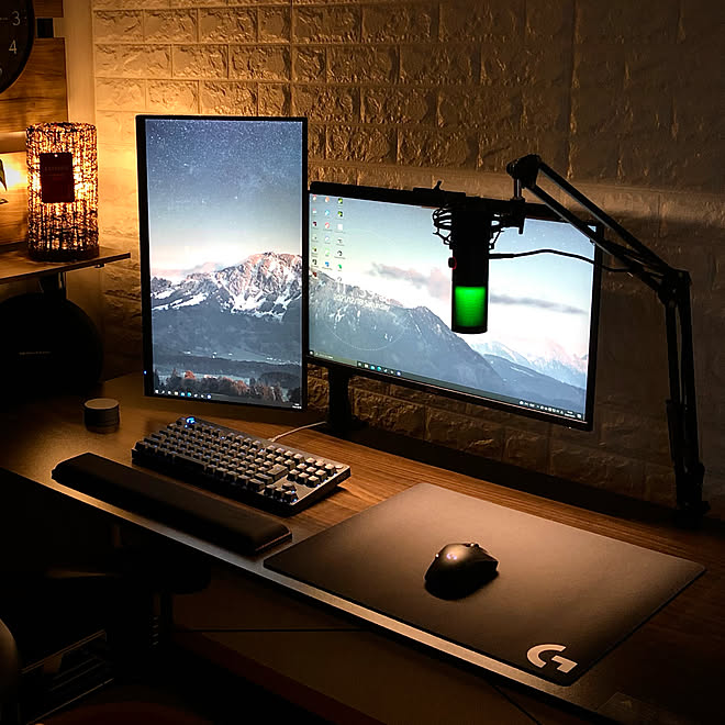 Pcデスク周り Pcデスク ゲーム好き ゲーム部屋のインテリア実例 22 04 13 04 56 02 Roomclip ルームクリップ