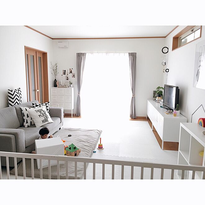 部屋全体/IKEA/赤ちゃんのいる暮らし/赤ちゃんスペース/白のチカラ...などのインテリア実例 - 2016-09-11 13:25:57