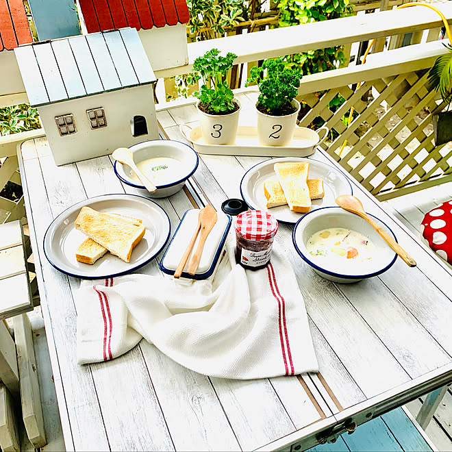 ベランダ/朝ごはんの風景/ベランダで朝ごはん/ベランダで過ごす時間/朝食の風景...などのインテリア実例 - 2022-05-06 11:03:52