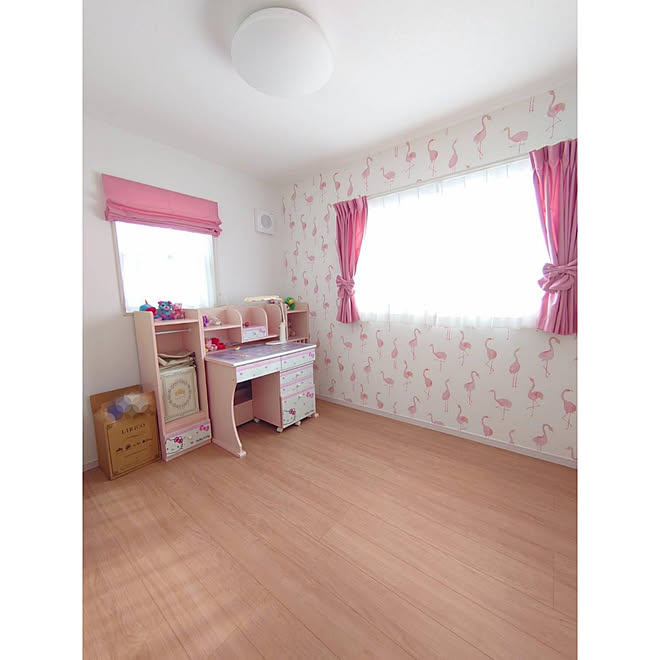 部屋全体 子供部屋 サンゲツ壁紙 小さなおうち ダイケンの床 などのインテリア実例 01 06 22 38 17 Roomclip ルームクリップ 部屋全体 子供部屋 サンゲツ壁紙 小さなおうち ダイケンの床 などのインテリア実例 01 06 22 38 17 Roomclip ルームクリップ