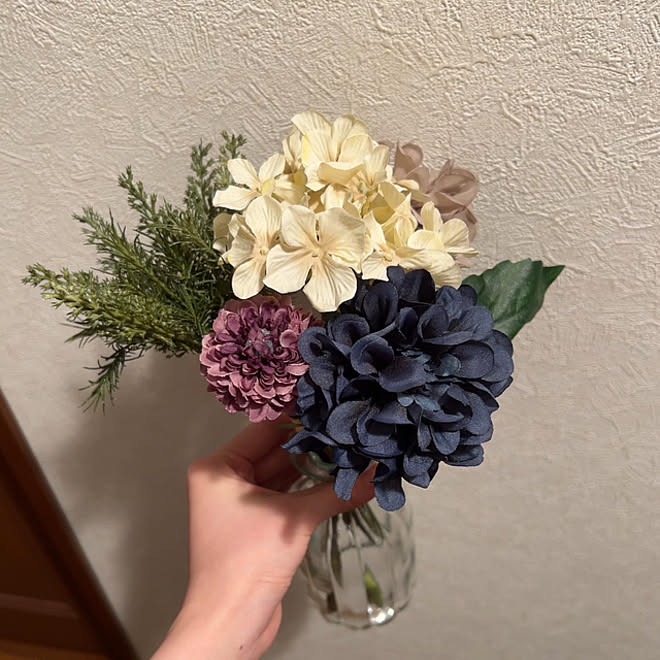 造花アレンジ 造花 セリア 100均 雑貨 などのインテリア実例 23 01 17 00 12 43 Roomclip ルームクリップ