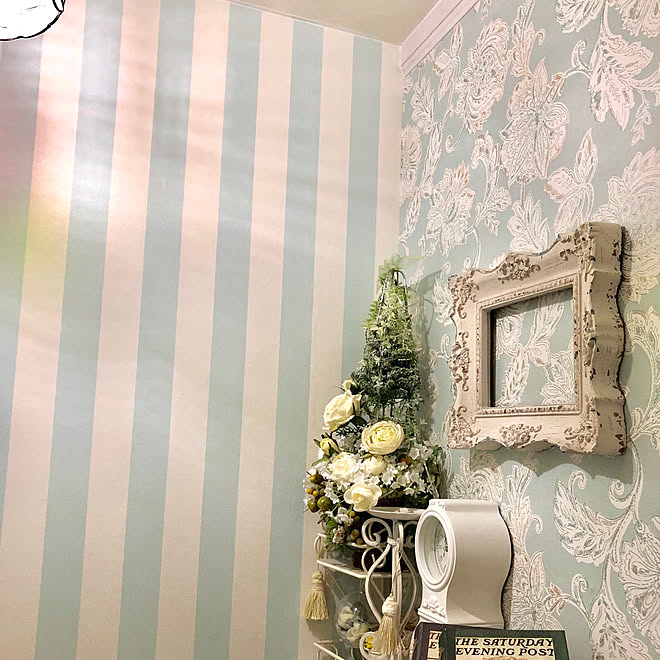 アクセントクロス トイレ ストライプの壁紙 Totoトイレ サンゲツの壁紙 などのインテリア実例 19 07 12 23 15 13 Roomclip ルームクリップ