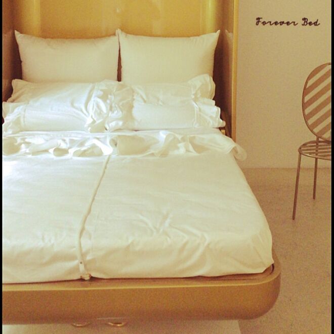 ベッド周り/ベッドルーム/ゴールドが好き/Milanoだよ！/自分の部屋ではありません...などのインテリア実例 - 2015-05-09 09:47:25