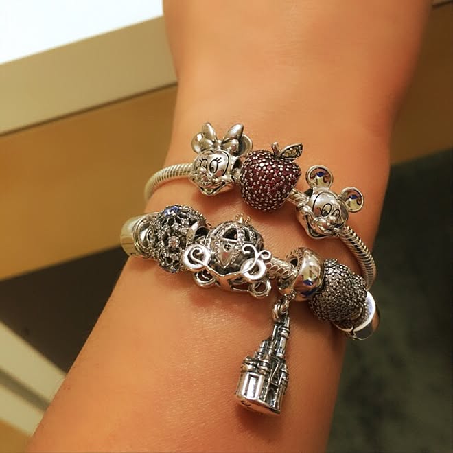 ディズニーシー限定 PANDORA パンドラ ダッフィーブレスレット