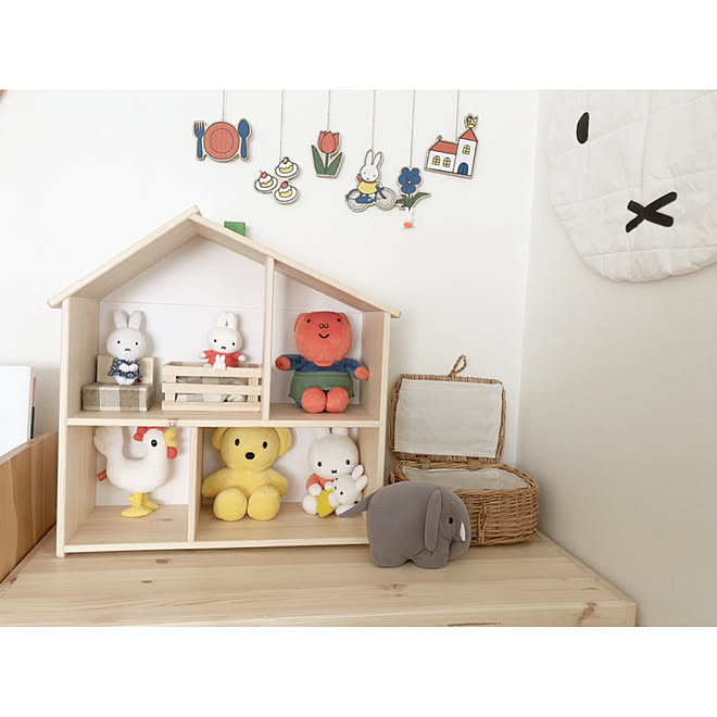 【新品未使用】IKEA FLISAT フリサット ドールハウス/ウォールシェルフ