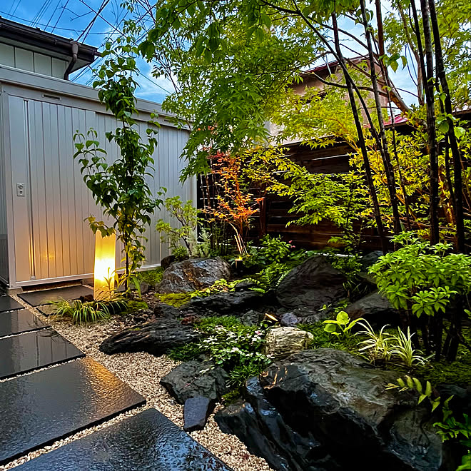 料亭風 庭園風 雑木林風の庭 ウッドロングエコ塗装の木塀 ウッドロングエコ仕上げ などのインテリア実例 22 08 13 09 23 11 Roomclip ルームクリップ