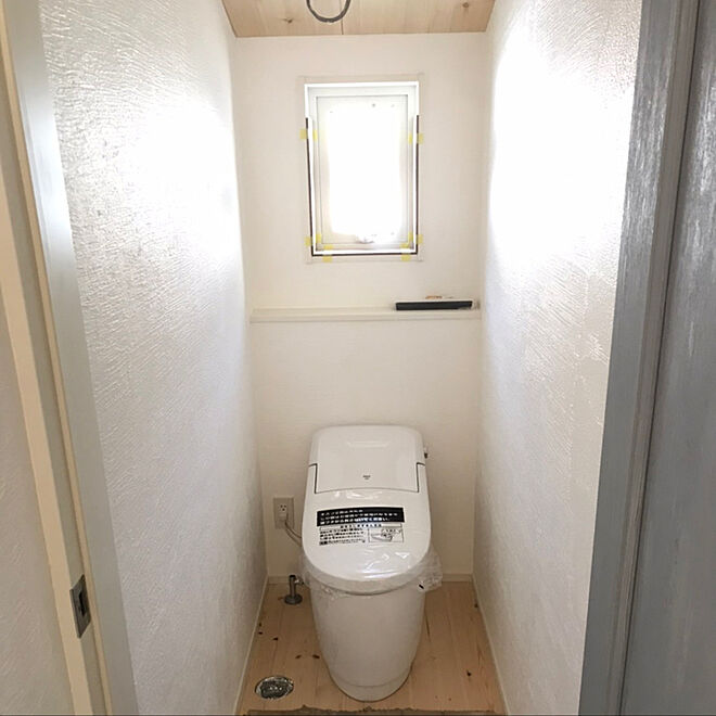 二階トイレ/LIXILトイレ/漆喰の壁/無垢の床/バス/トイレのインテリア実例 - 2020-01-27 23:10:12
