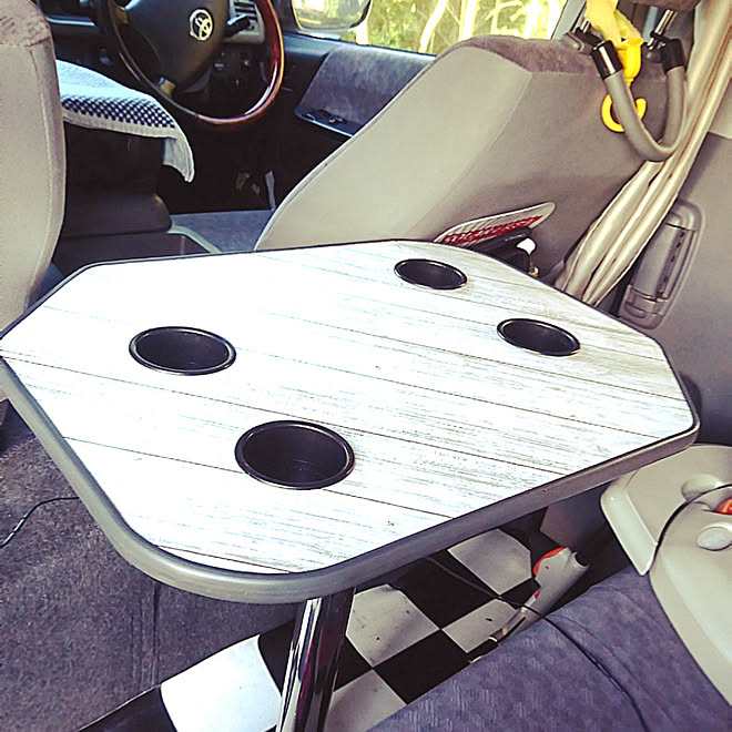 机 カーインテリア 家族は快適 車中泊仕様 車内diy などのインテリア実例 03 03 00 25 19 Roomclip ルームクリップ