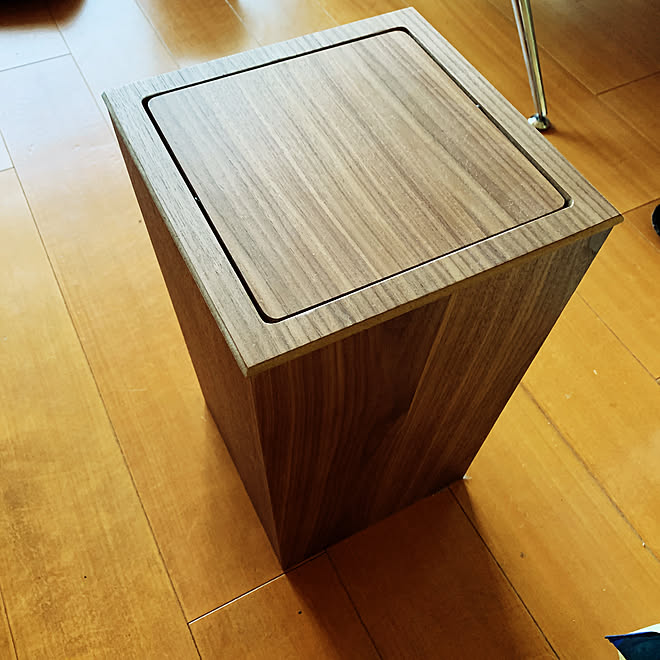 東京インテリアで購入/ゴミ箱/RoomClipアンケート/大人インテリア/机の ...