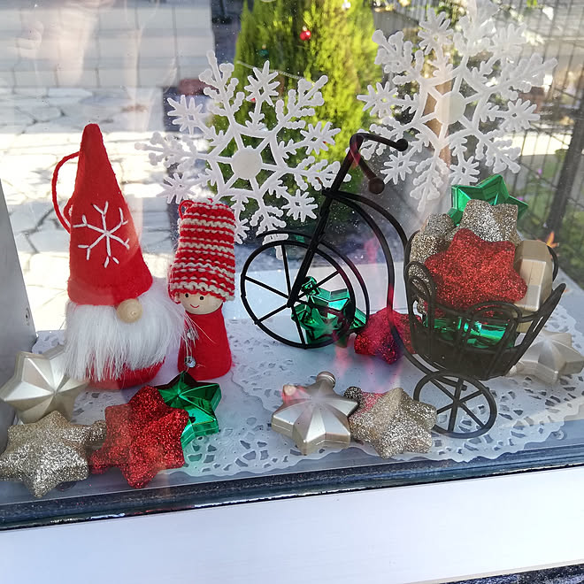 玄関 入り口 クリスマス 100均クリスマス Daiso クリスマス飾り などのインテリア実例 11 02 17 59 18 Roomclip ルームクリップ