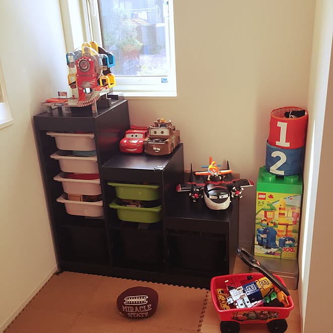 棚/おもちゃ収納/IKEA/子供部屋/子供と暮らす。のインテリア実例 - 2016-07-27 16:07:22