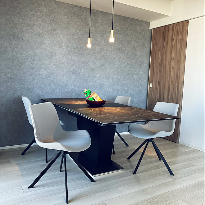 ソングドリーム/3LDK/2人暮らし/セラミックテーブル/ペンダントライト