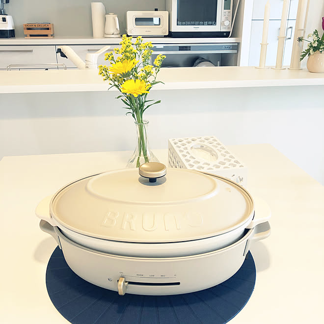 新品　未使用　BRUNO Oval Hot Plate ホワイトスマホ/家電/カメラ