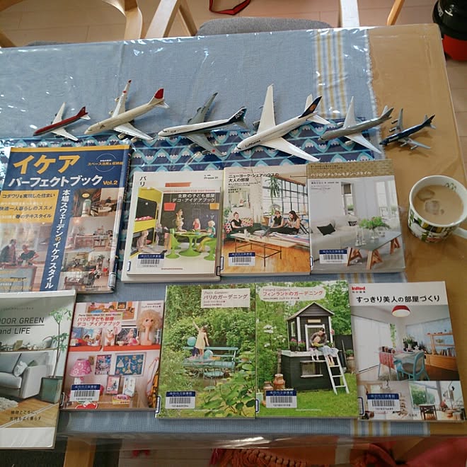 机/図書館の本/飛行機のインテリア実例 - 2015-05-22 14:24:18