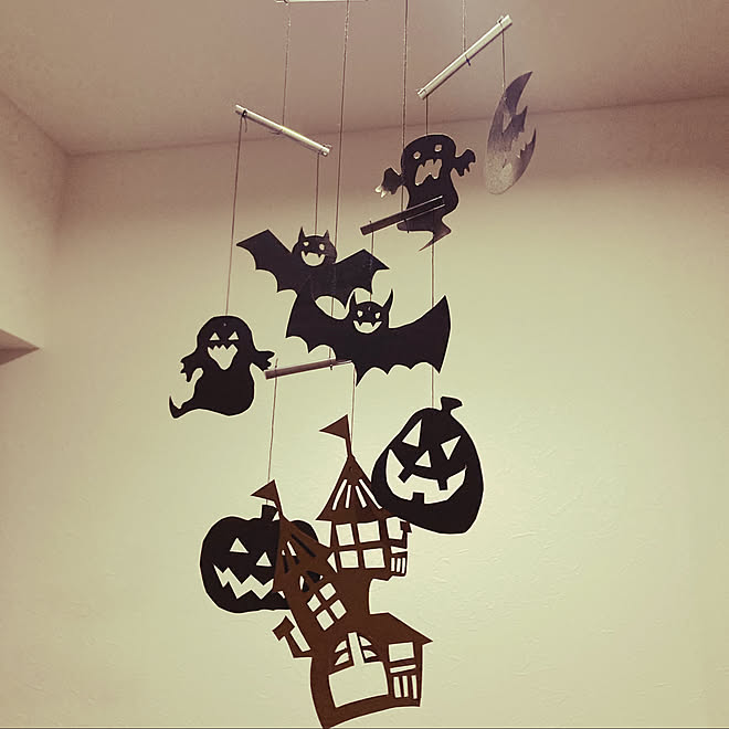 ハロウィンモビール ストローモビール モビール モビール 手作り ハロウィン などのインテリア実例 21 09 19 21 35 05 Roomclip ルームクリップ