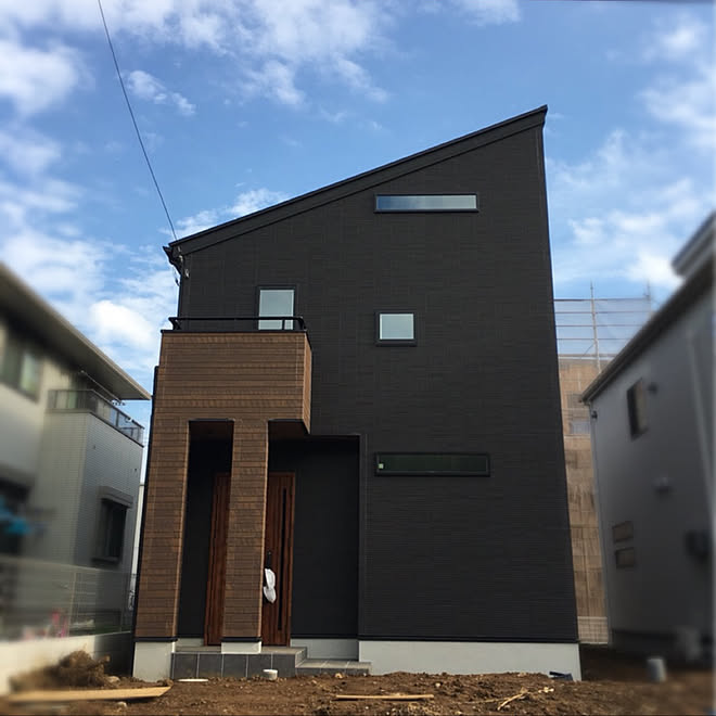 チャコール/外壁 黒/黒い外壁/外壁/部屋全体...などのインテリア実例 20171106 121630 ｜ RoomClip